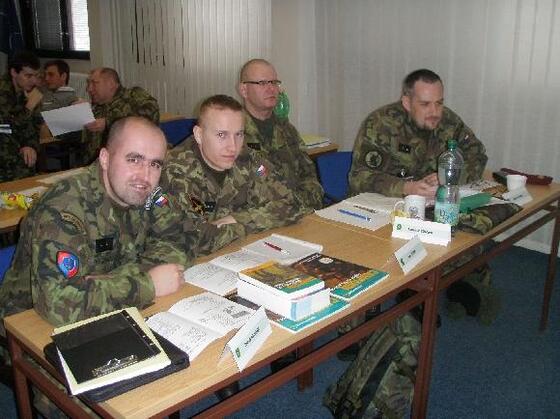Část účastníků jazykové akademie CIOR, VeV-Va Vyškov, leden 2011
