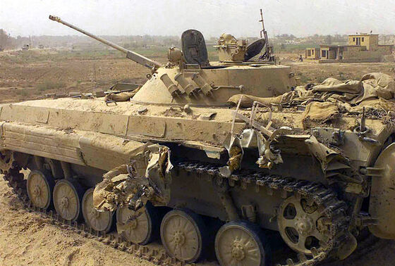 640px-Damaged_Iraqi_BMP-2