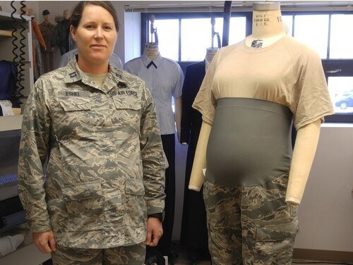 těhotenská uniforma