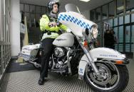 Foto: Americké motorky strážníkům respekt jako šerifům bohužel nedodají (zdroj: IDNES.CZ)