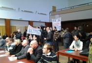Foto: Občané Vrbětic na diskusi s ministry obrany a vnitra - aktivismus je mimo mísu (zdroj: ARMY.CZ) 