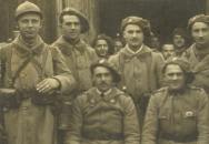 Foto: Čs. legionáři 23. stř. pluku Francie 1918 - PČV (zdroj: VHU.CZ)