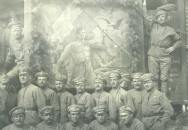 Foto: Čs. legionáři ze 7. stř. pluku v Rusku 1918 - PČV (zdroj: VHU.CZ)  