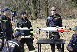 Policie pozvolna prověřuje možnosti dronů v pátrání po pohřešovaných osobách.