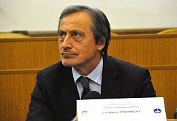 Poslanec Seďa (ČSSD) interpeloval Stropnického (ANO) kvůli neprodlužování závazků. 