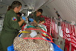 V českém vojenském letectvu dosluhují „létající JIPky“. Ohroženi jsou zranění vojáci i civilisté.