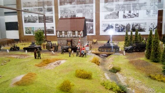 R diorama