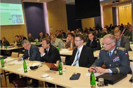 Seminář k budoucnosti AZ - 2011