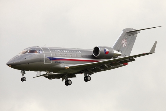 canadair-cl-601-3a-challenger-448
