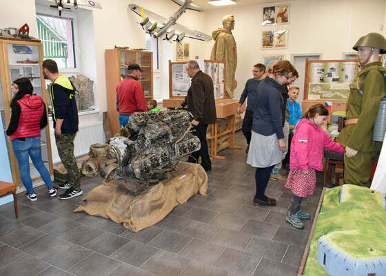 valecne-muzeum-ceska-ves-motor