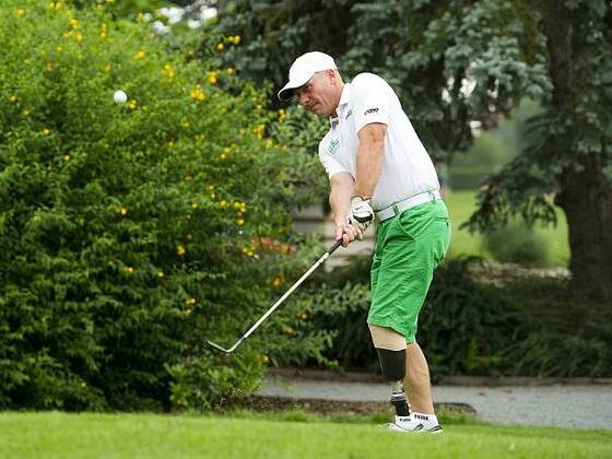 Miroslav Lidinský jako golfový mistr (zdroj DENIK.CZ)