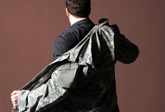 Foto: Pracovní uplatnění veteránů je v USA jednou z priorit (zdroj: MILITARYTIMES.COM)