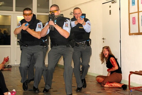 Policie nacvičuje zákrok proti aktivnímu střelci (zdroj PARDUBICKYKRAJ.CZ)